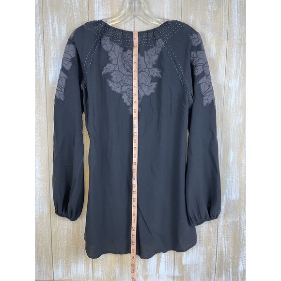 Monoreno Women's Black w/Gray Embroidered Tunic Boho Top Size Medium - Picture 5 of 8